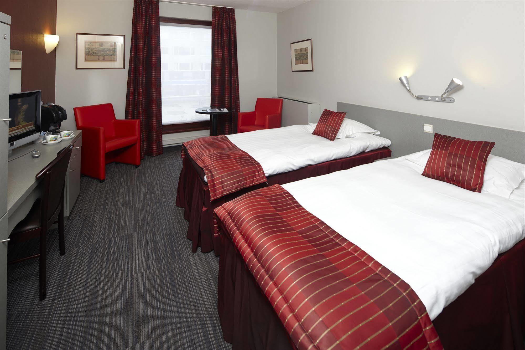 Hotel Ambiotel トンヘレン エクステリア 写真